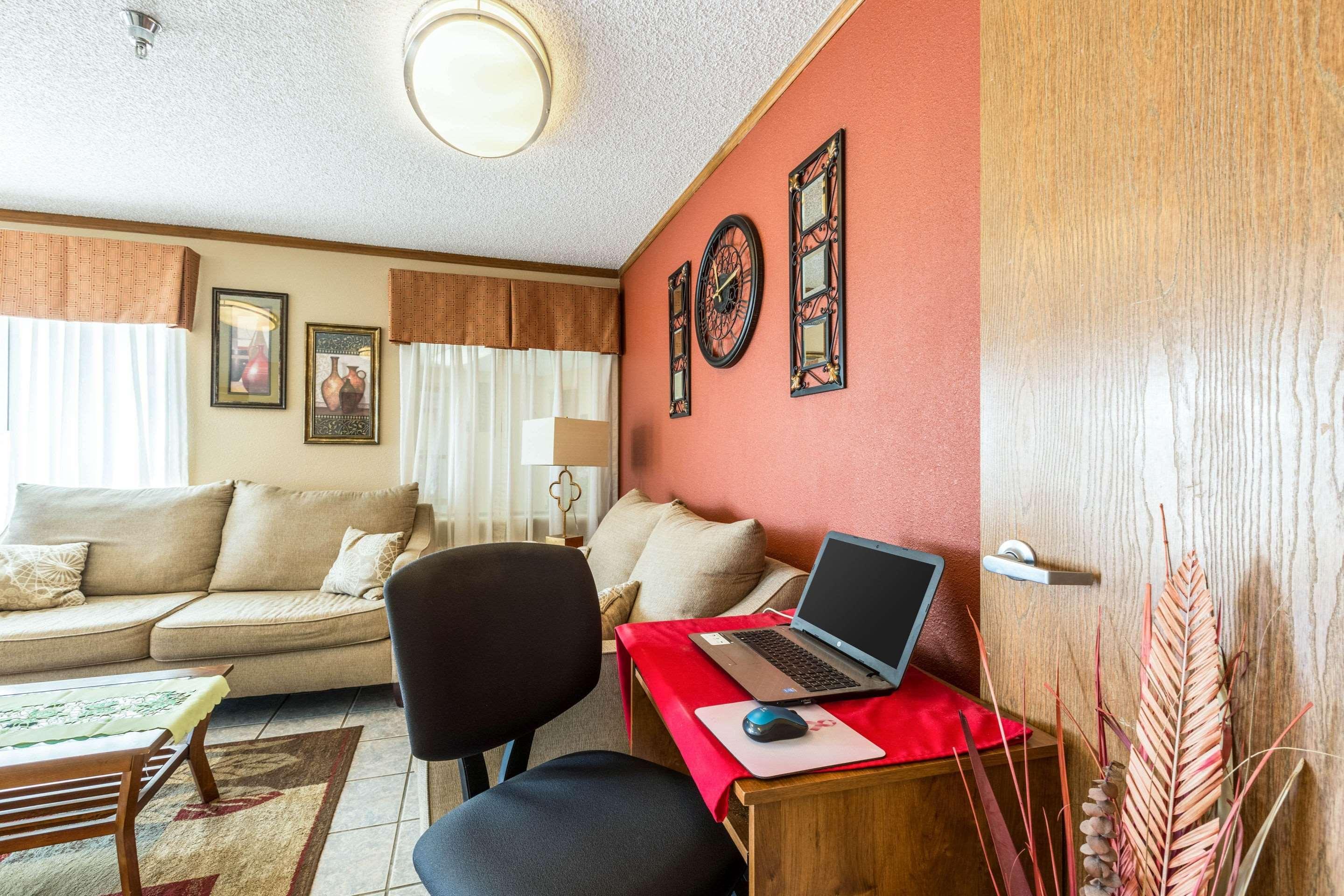 Quality Inn Scottsbluff Exterior photo